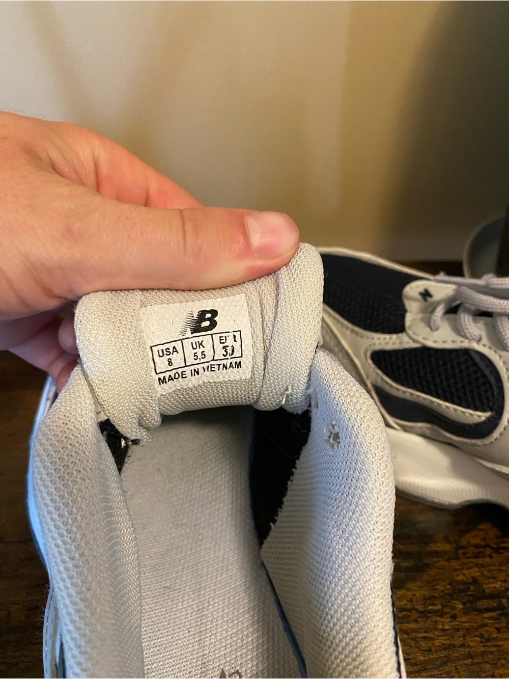 New Balance White, Navy & Gray Retro Chunky Sneakers - Picture 5 of 5